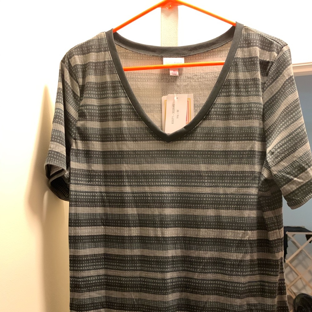 LuLaRoe Iris sz M NWT (black and gray)
